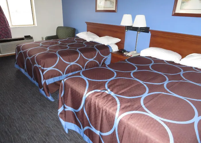 Super 8 By Wyndham Il Hotel